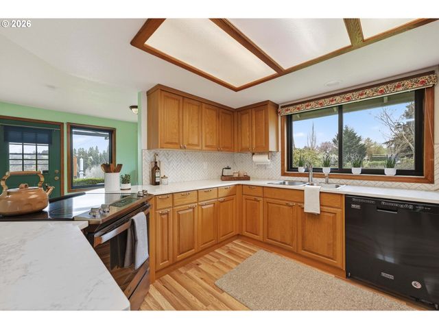 701 Nw 59TH St, Vancouver, WA 98663