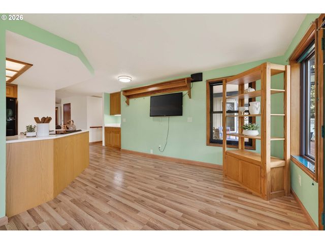 701 Nw 59TH St, Vancouver, WA 98663