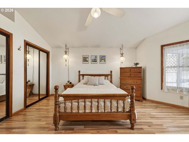 701 Nw 59TH St, Vancouver, WA 98663