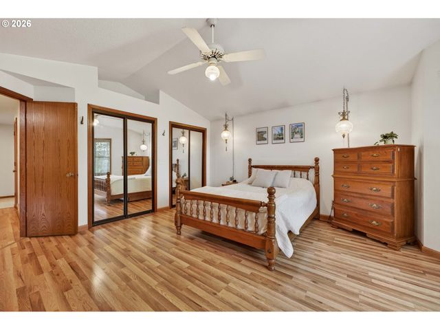 701 Nw 59TH St, Vancouver, WA 98663