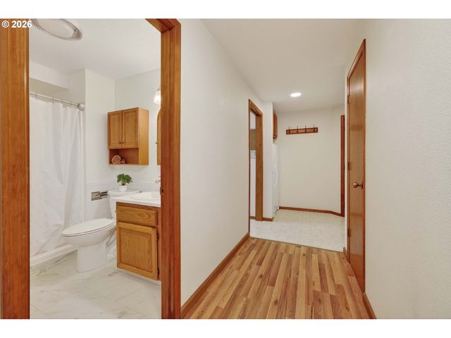 701 Nw 59TH St, Vancouver, WA 98663