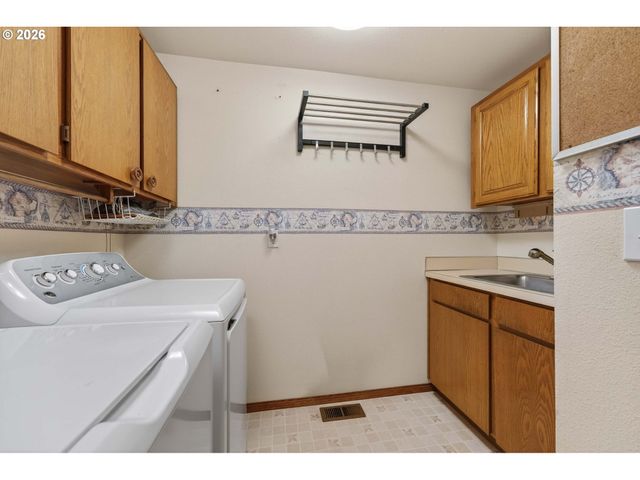 701 Nw 59TH St, Vancouver, WA 98663