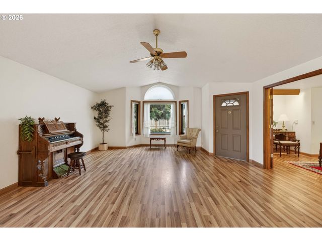 701 Nw 59TH St, Vancouver, WA 98663