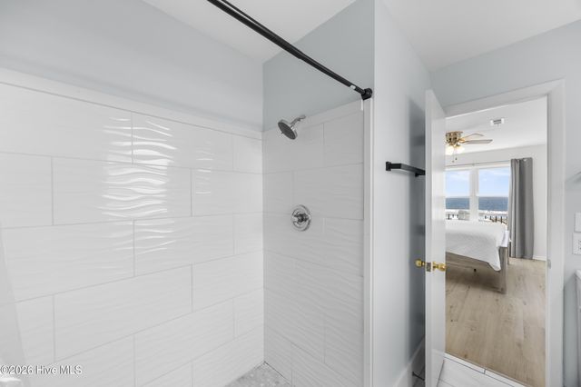 905 Carolina Beach Avenue S, Carolina Beach, NC 28428