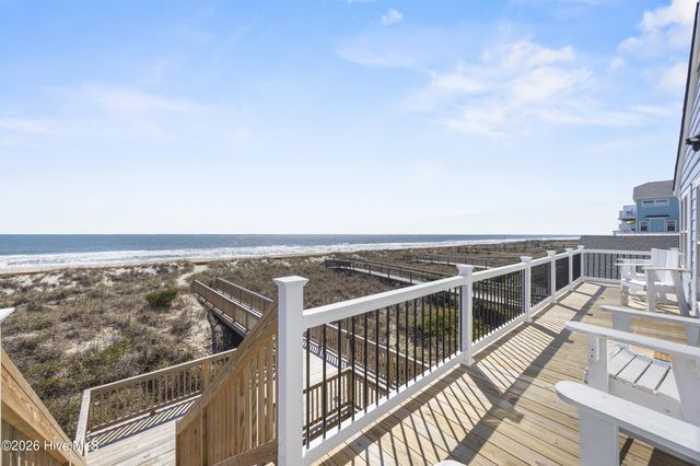 905 Carolina Beach Avenue S, Carolina Beach, NC 28428