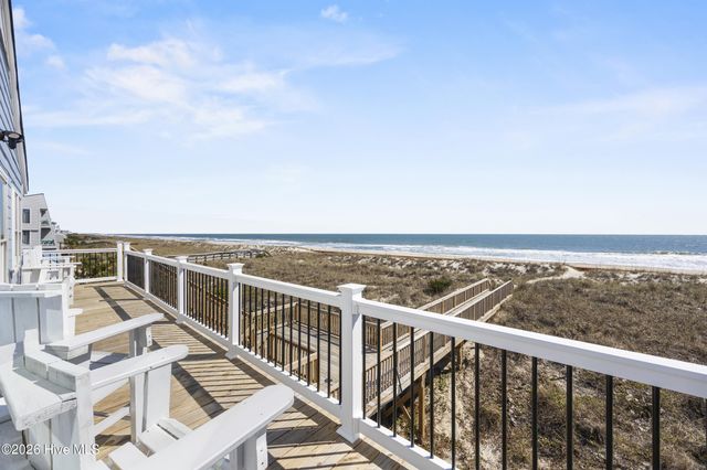 905 Carolina Beach Avenue S, Carolina Beach, NC 28428