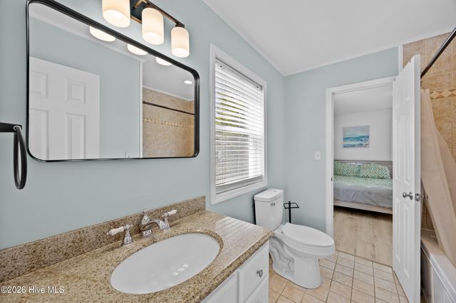 905 Carolina Beach Avenue S, Carolina Beach, NC 28428