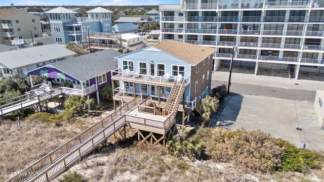 905 Carolina Beach Avenue S, Carolina Beach, NC 28428