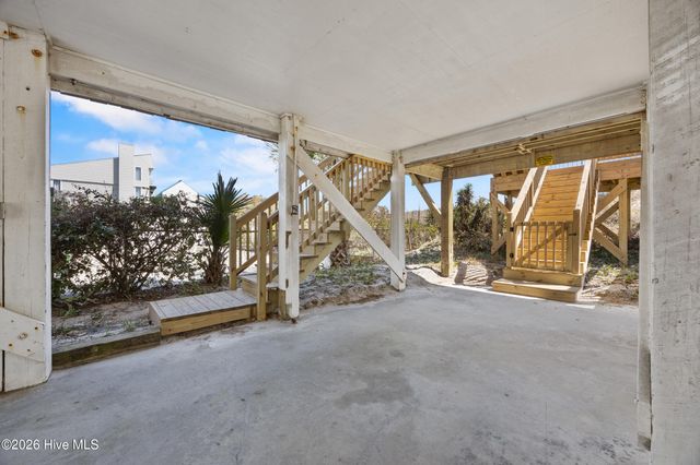 905 Carolina Beach Avenue S, Carolina Beach, NC 28428