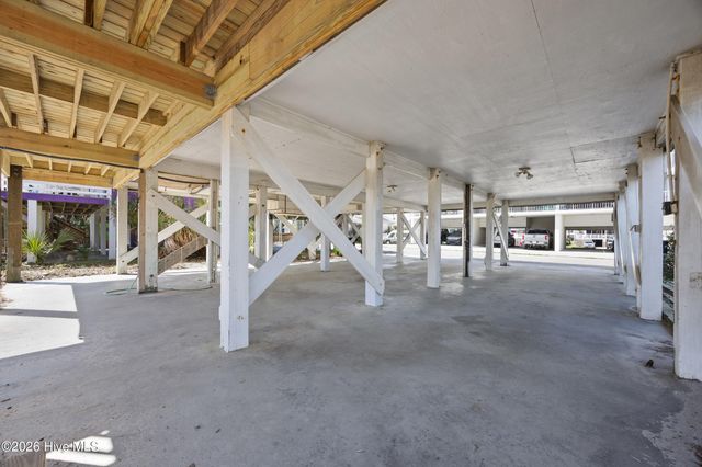 905 Carolina Beach Avenue S, Carolina Beach, NC 28428