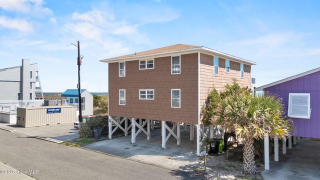 905 Carolina Beach Avenue S, Carolina Beach, NC 28428