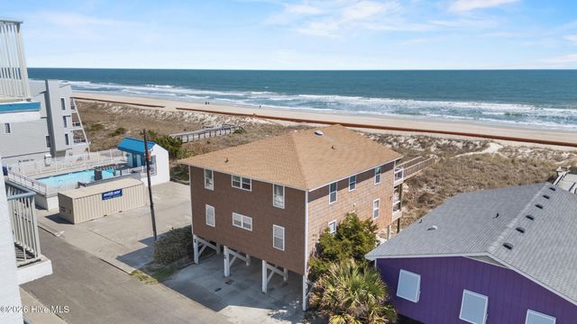 905 Carolina Beach Avenue S, Carolina Beach, NC 28428
