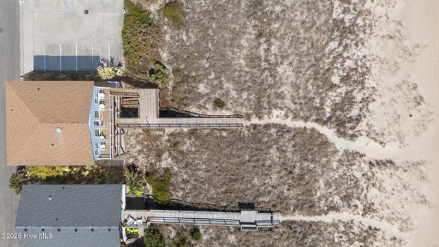 905 Carolina Beach Avenue S, Carolina Beach, NC 28428