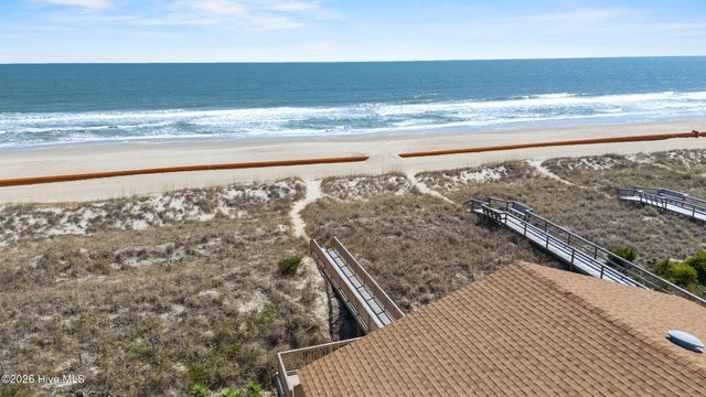 905 Carolina Beach Avenue S, Carolina Beach, NC 28428