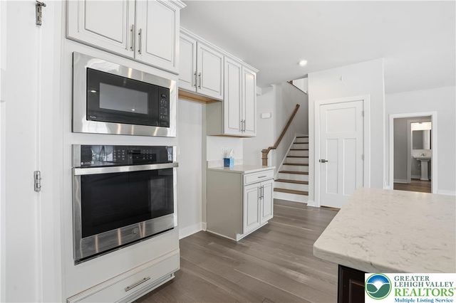 6405 Robin Road, Lower Macungie Twp, PA 18062