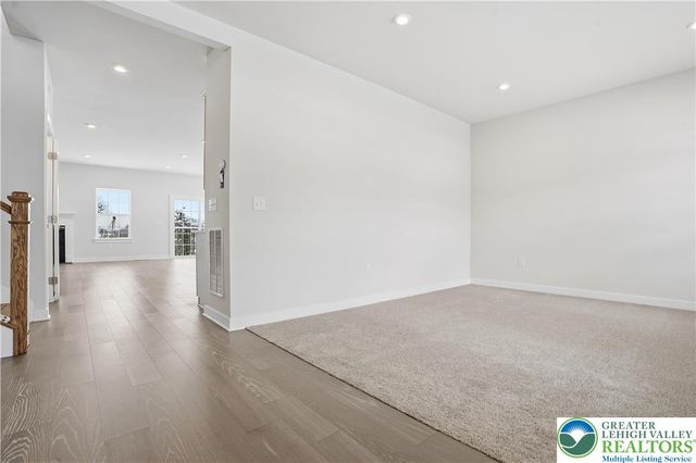 6405 Robin Road, Lower Macungie Twp, PA 18062