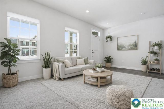 6405 Robin Road, Lower Macungie Twp, PA 18062