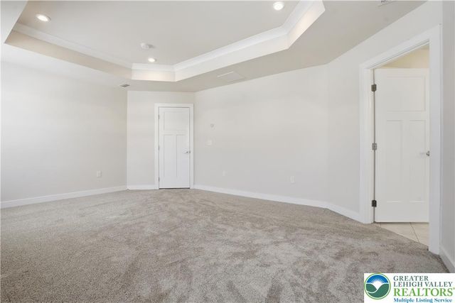 6405 Robin Road, Lower Macungie Twp, PA 18062