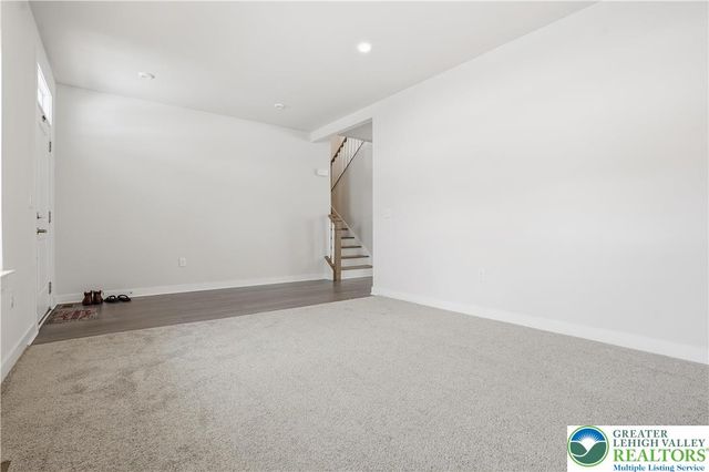 6405 Robin Road, Lower Macungie Twp, PA 18062