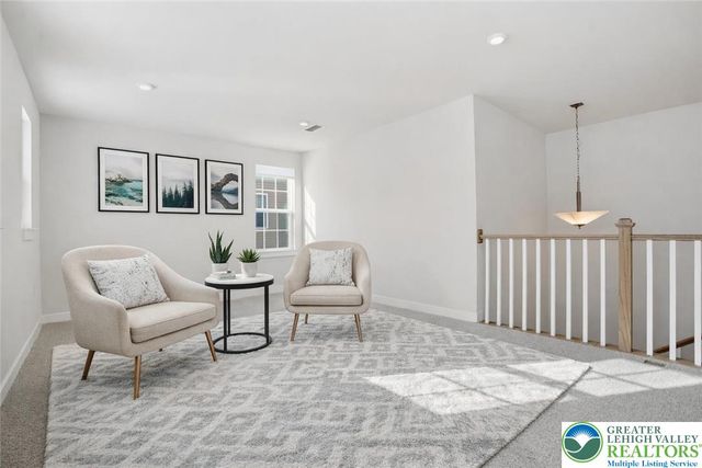 6405 Robin Road, Lower Macungie Twp, PA 18062