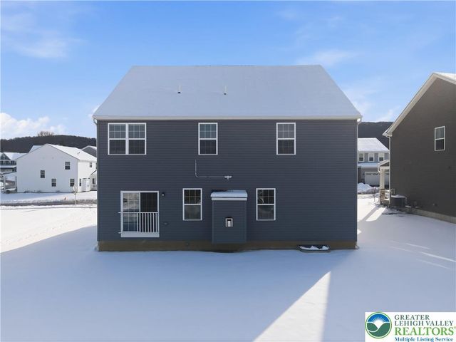 6405 Robin Road, Lower Macungie Twp, PA 18062