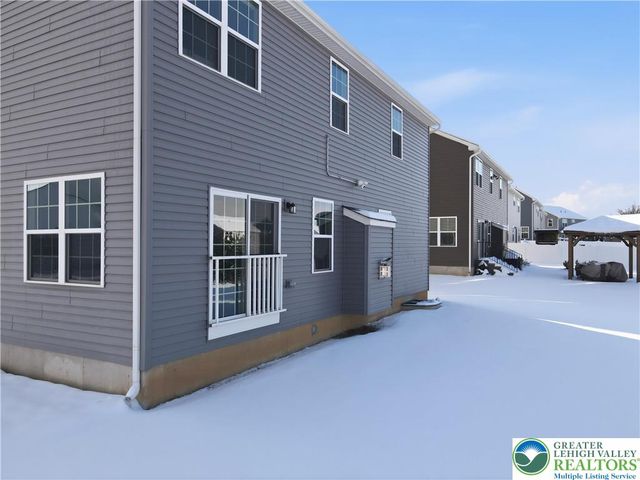 6405 Robin Road, Lower Macungie Twp, PA 18062