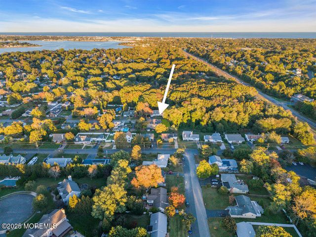 2123 Dumont Terrace, Wall, NJ 07719