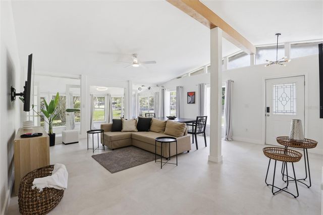 831 NW 20TH TERRACE, Gainesville, FL 32603