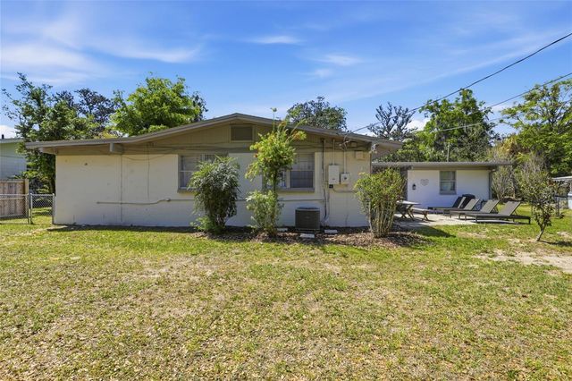 831 NW 20TH TERRACE, Gainesville, FL 32603