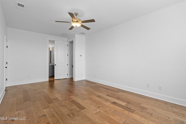 4565 Pleasant Breeze Drive, Olive Branch, MS 38654