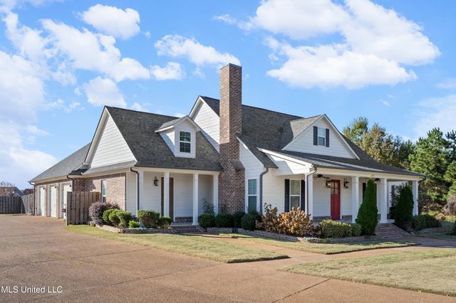 4565 Pleasant Breeze Drive, Olive Branch, MS 38654