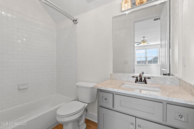 4565 Pleasant Breeze Drive, Olive Branch, MS 38654