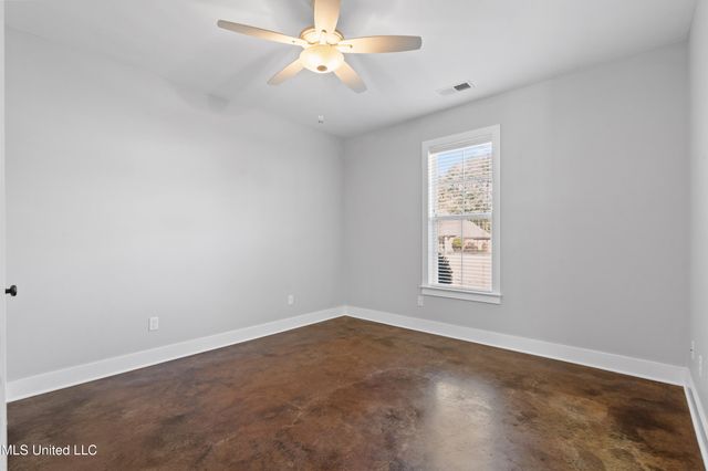 4565 Pleasant Breeze Drive, Olive Branch, MS 38654