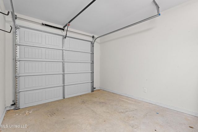 4565 Pleasant Breeze Drive, Olive Branch, MS 38654