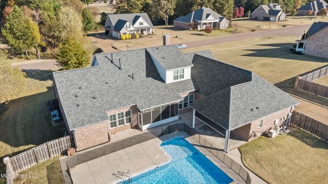 4565 Pleasant Breeze Drive, Olive Branch, MS 38654