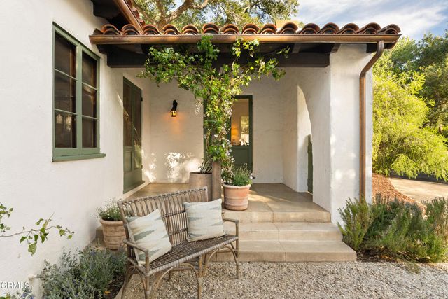 3935 Thacher Road, Ojai, CA 93023