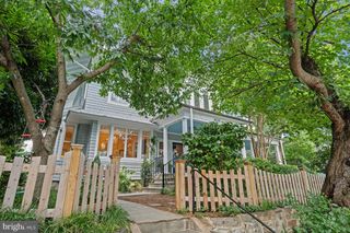 3031 NEWARK ST NW, Washington, DC 20008