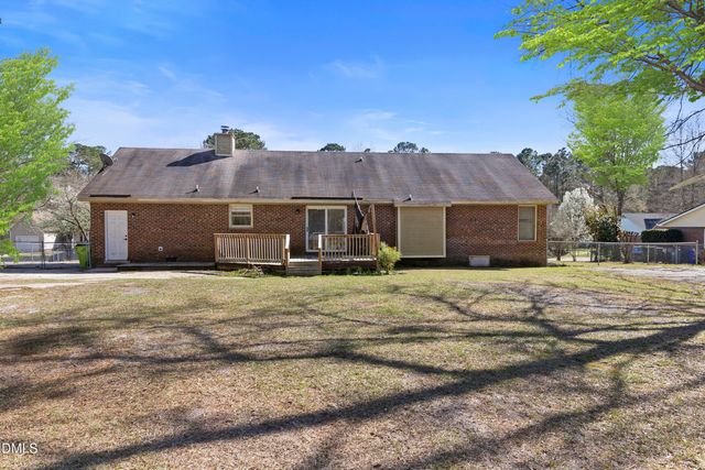 1206 Wilderness Drive, Spring Lake, NC 28390