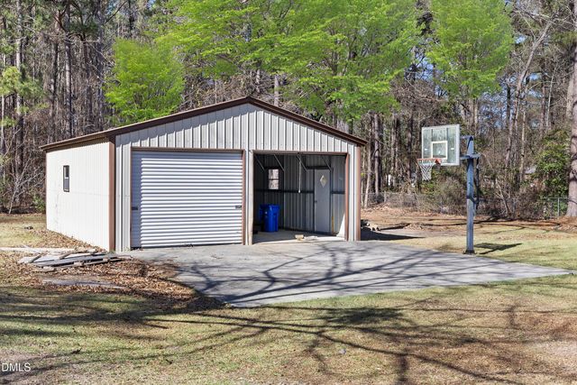 1206 Wilderness Drive, Spring Lake, NC 28390
