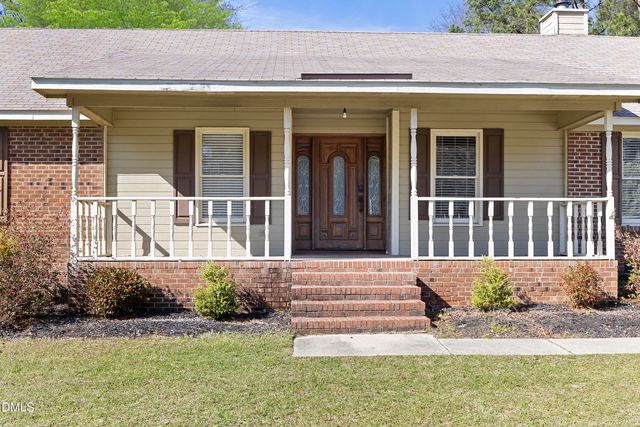 1206 Wilderness Drive, Spring Lake, NC 28390