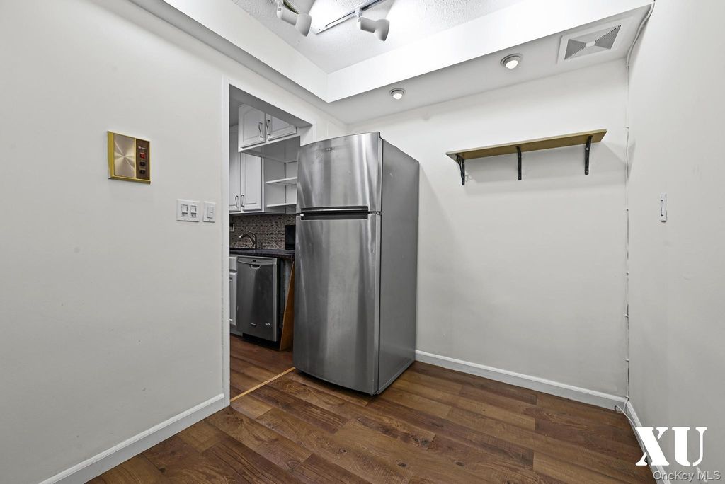 43-10 Kissena Boulevard 2, Flushing, NY 11355 — photo 5