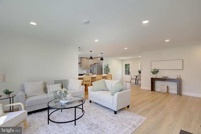 333 BAY AVE, Prince Frederick, MD 20678