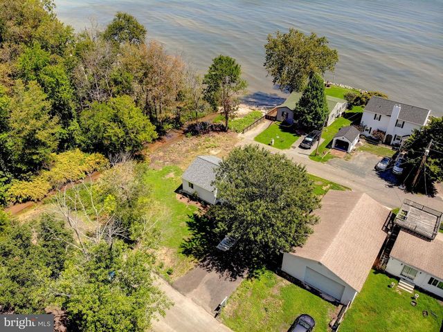 333 BAY AVE, Prince Frederick, MD 20678