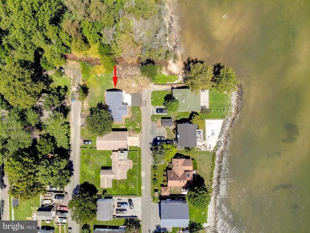 333 BAY AVE, Prince Frederick, MD 20678