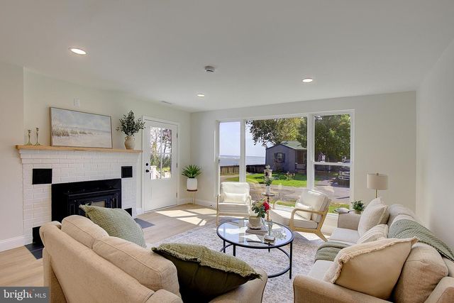 333 BAY AVE, Prince Frederick, MD 20678