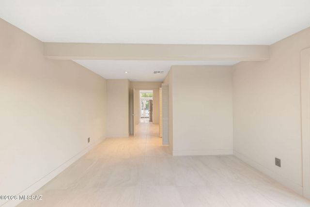 6640 N Camino Padre Isidoro, Tucson, AZ 85718