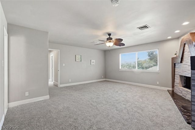 702 Greenbriar Townhouse Way, Las Vegas, NV 89121