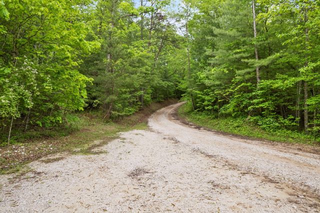 13 Clay-Alexander, Campton, KY 41301