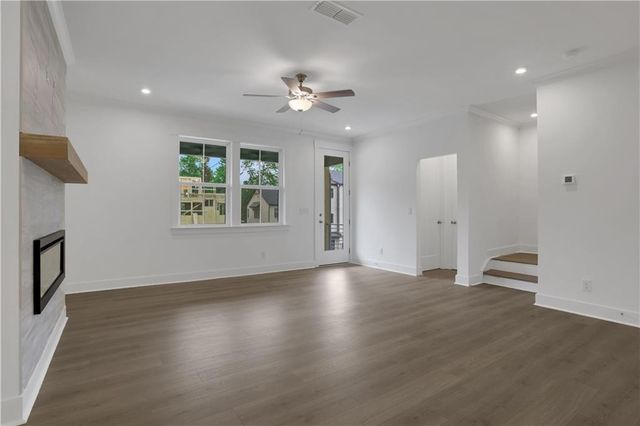 112 Bridgecrest Road, Roswell, GA 30075