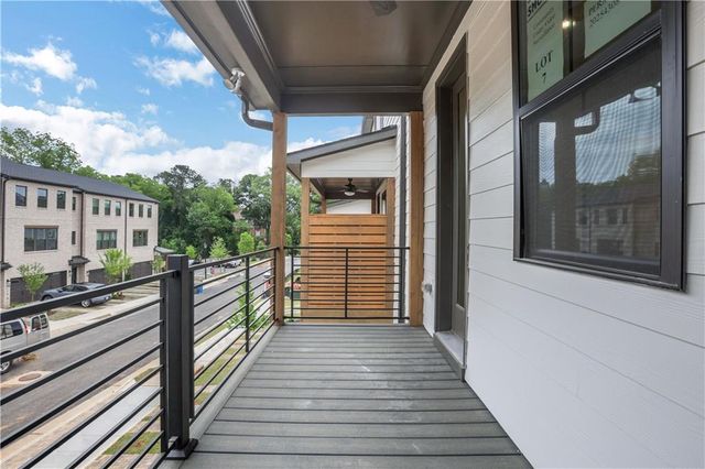 112 Bridgecrest Road, Roswell, GA 30075